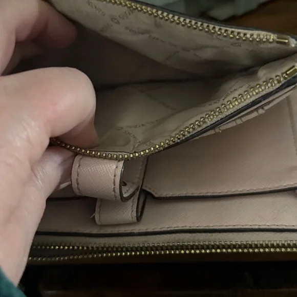 Michael Kors Light Pink Wristlet - Picture 10 of 16